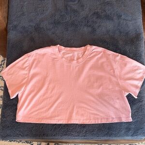 Lululemon All Yours Cropped T-Shirt in Lilac Pink, size 10 -Tag Removed